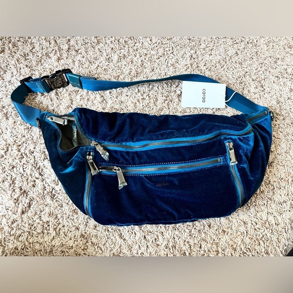 Free People x Caraa Velvet Medium Sling Bag - Picture 10 of 17